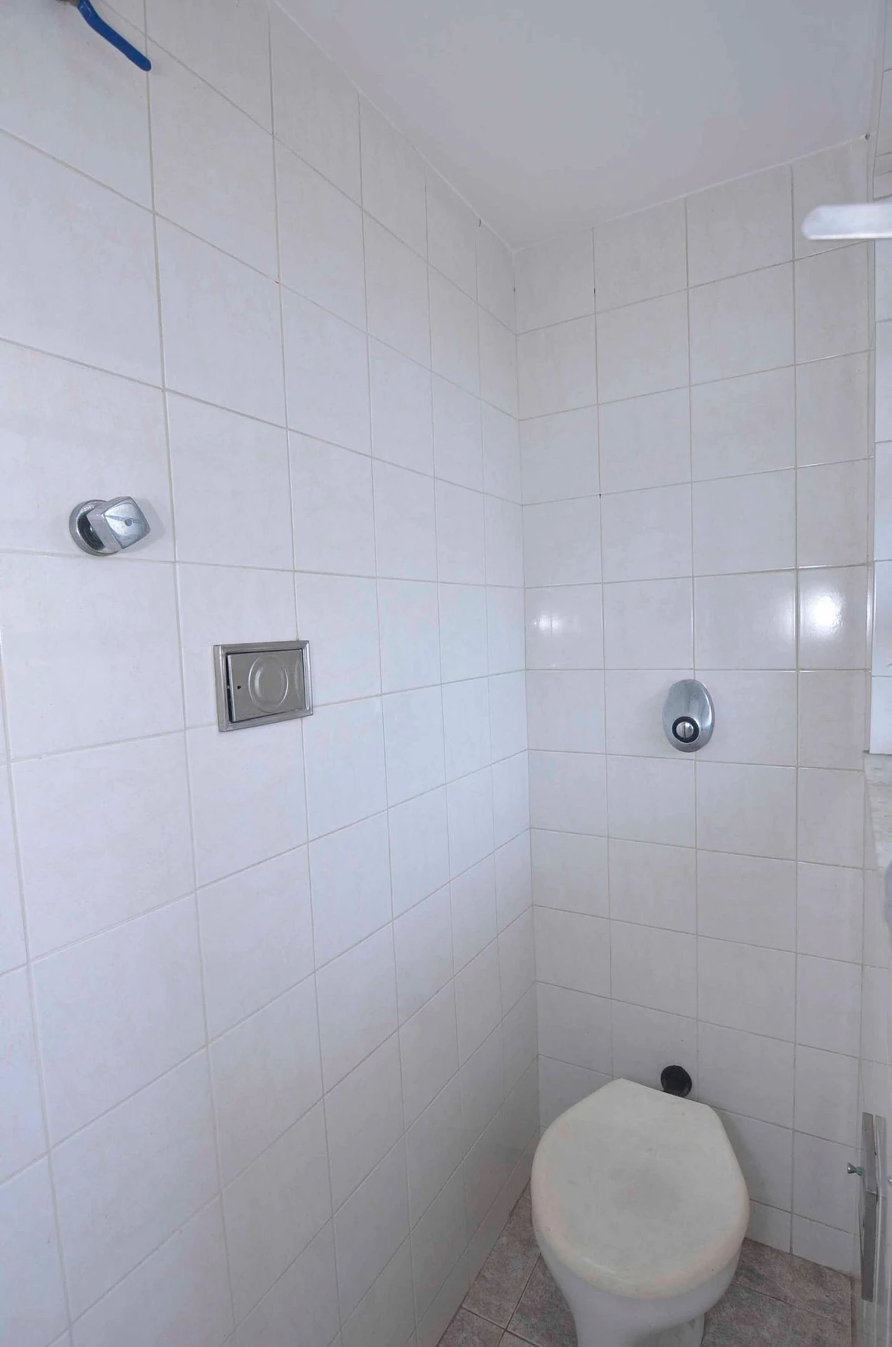 3-bedroom apartment with a mountain view in Rio de Janeiro — photo 44