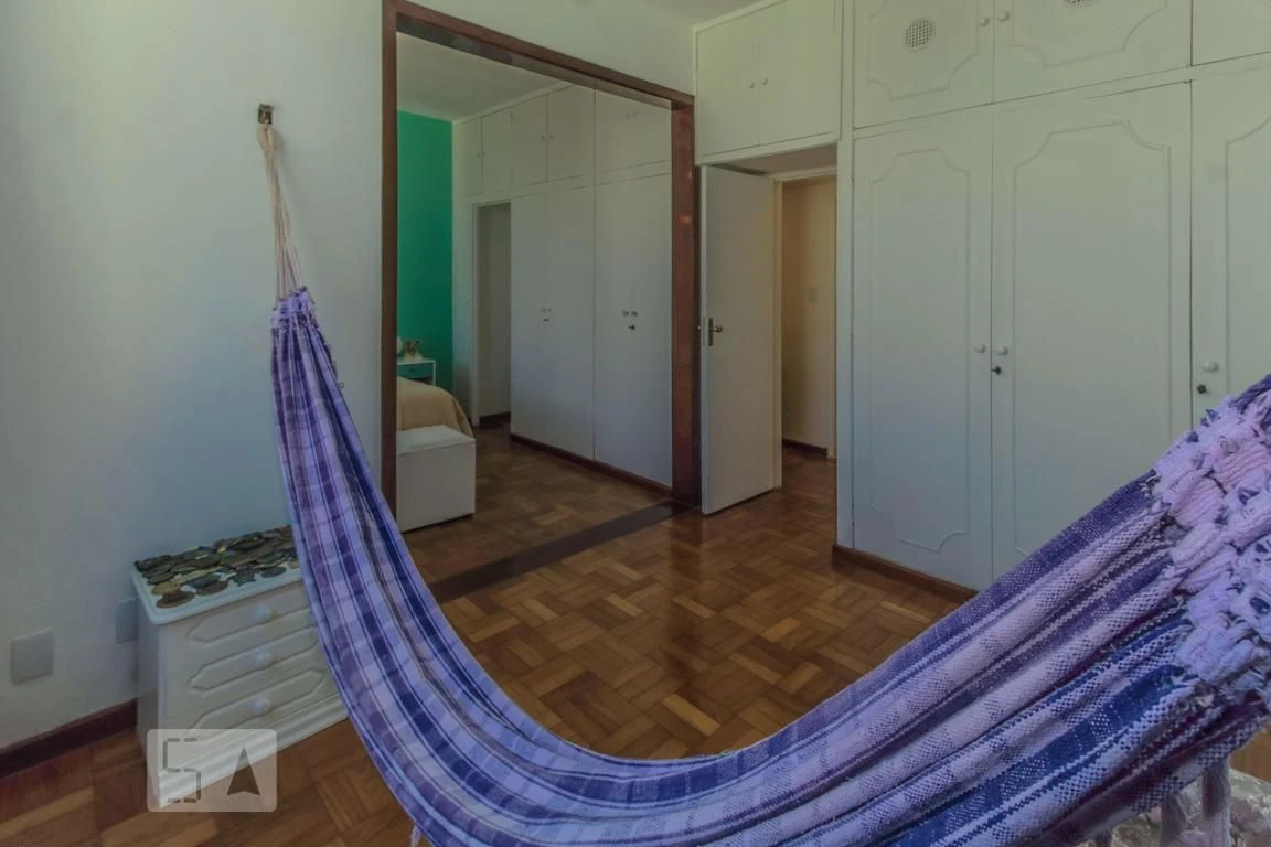 Furnished 4-bedroom apartment with 3 bathrooms — photo 39