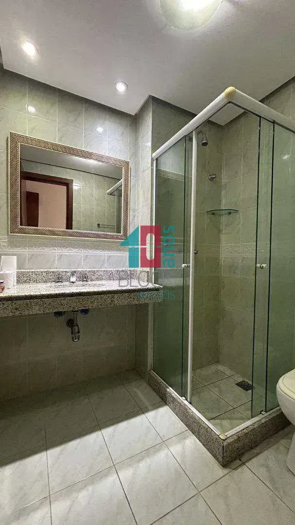 Penthouse with 3 bedrooms, 2 suites, 250 m² — photo 33