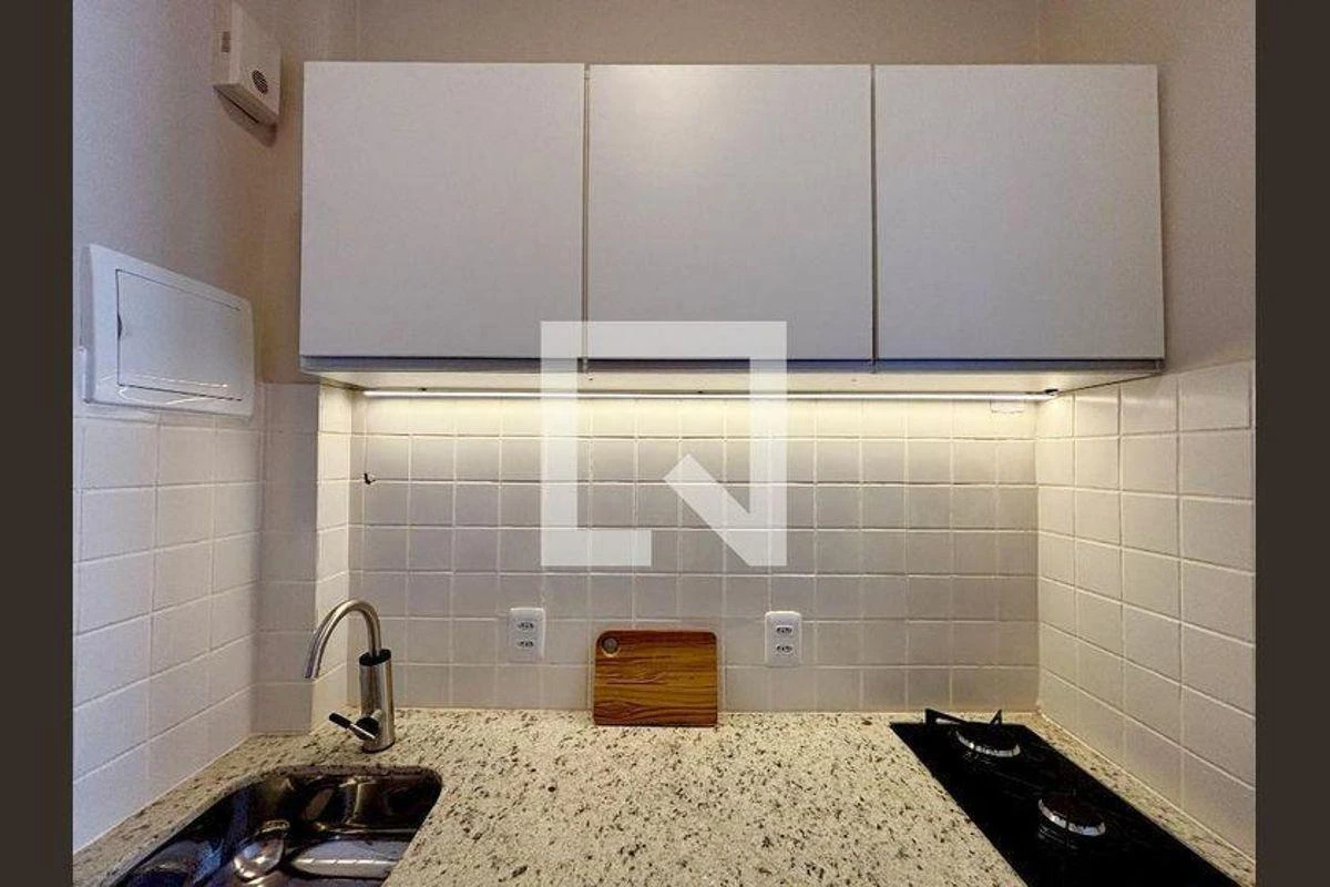 Unfurnished 22 m² apartment with 1 bedroom — photo 2