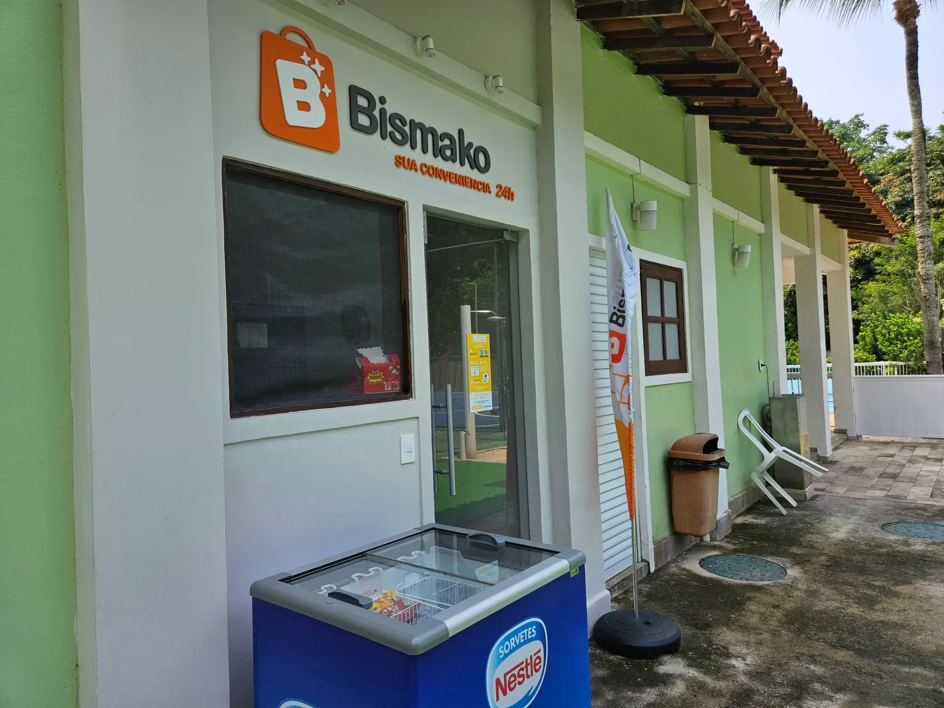 6 quartos e janelas do piso ao teto: casa de 504 m² — photo 32