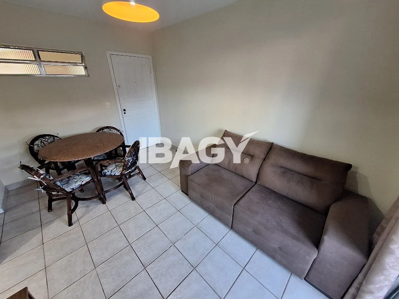 Apartamento de 1 dormitório com cozinha americana e 36 m² — photo 2