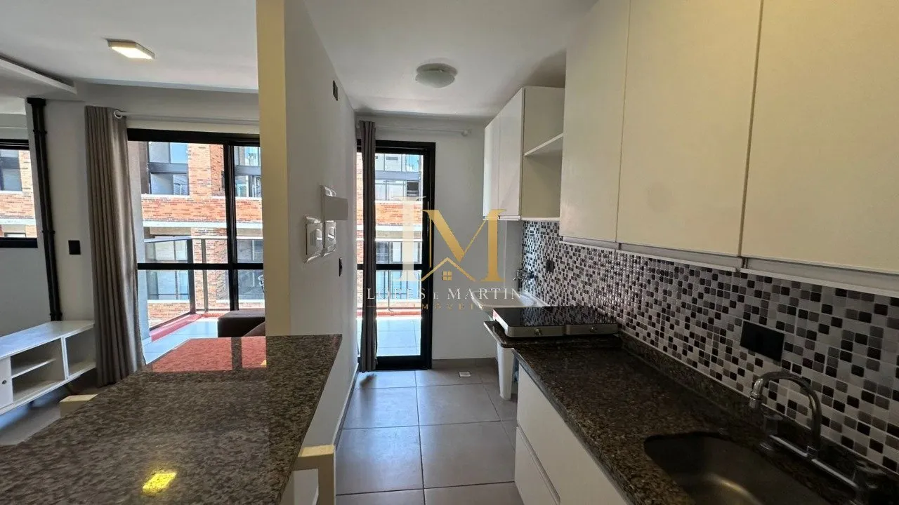 1-bedroom apartment with gas open-plan kitchen — photo 21