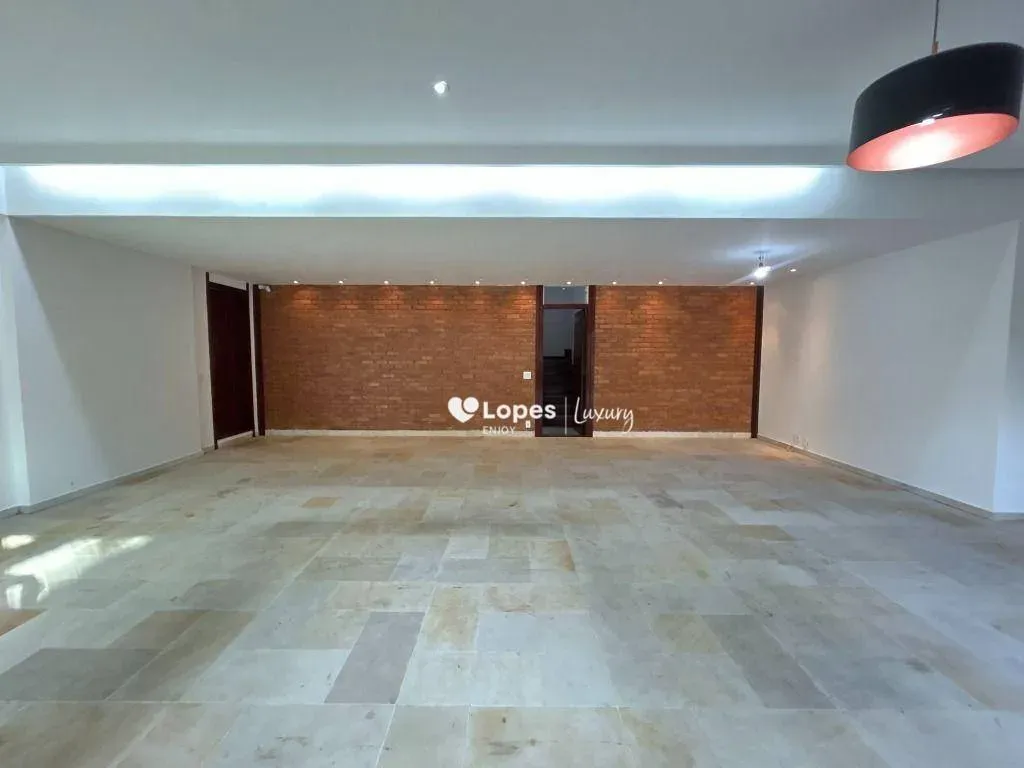 House with 5 en-suite bedrooms and an open gas kitchen — photo 62
