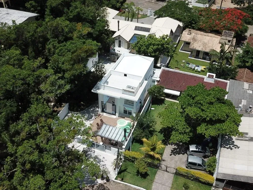 Casa com 5 quartos, 3 suítes e piscina ao ar livre — photo 5