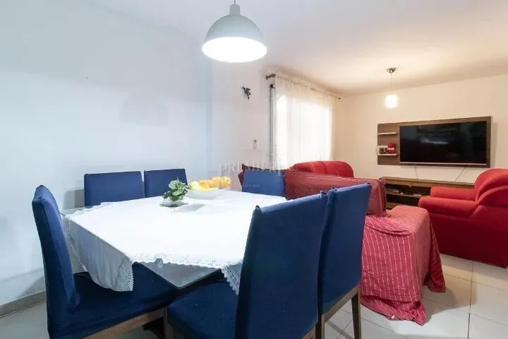 4-bedroom house with shared BBQ area — photo 4