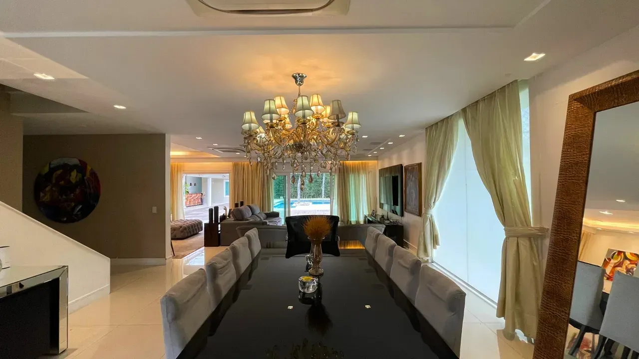 Furnished house with 4 bedrooms and an open-plan kitchen — photo 21