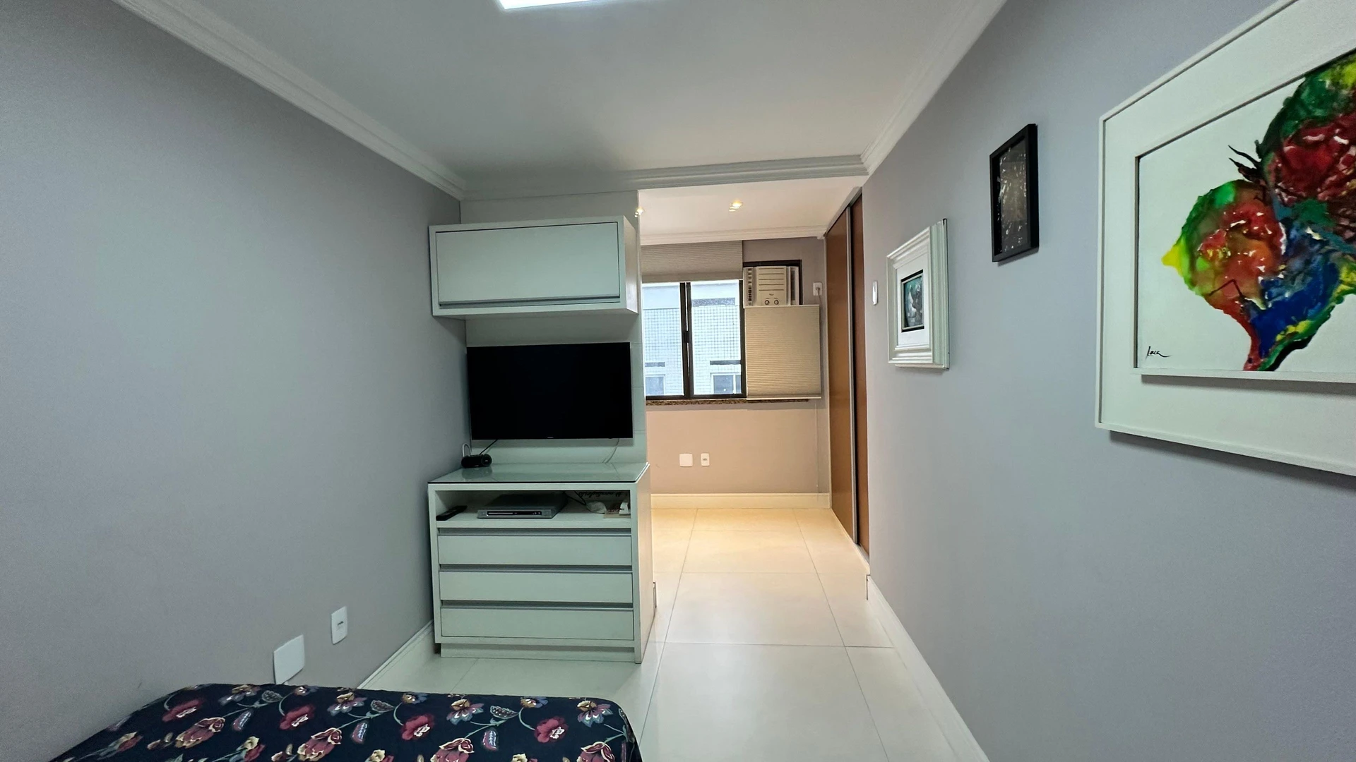300 m² apartment with a washing machine and a dishwasher — photo 20