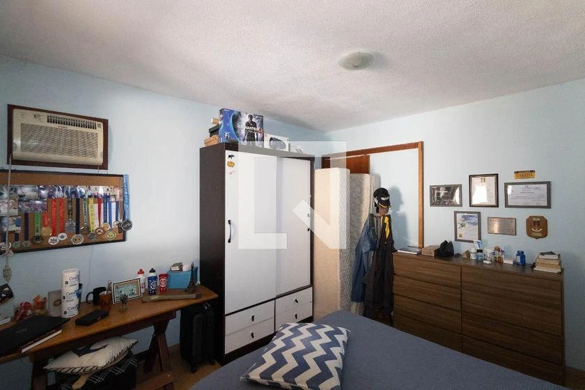 Furnished house with 4 bedrooms and 290 m² — photo 3