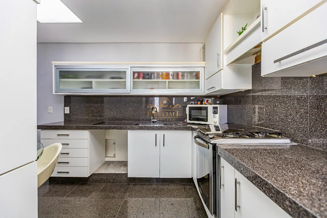 Furnished triplex penthouse with 4 en-suite bedrooms — photo 9