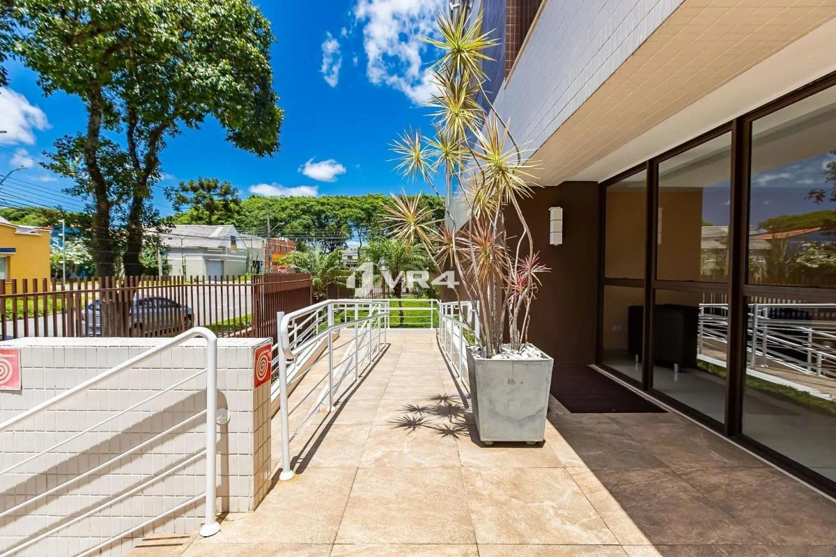 Furnished 1-bedroom apartment with 1 parking spot — photo 34