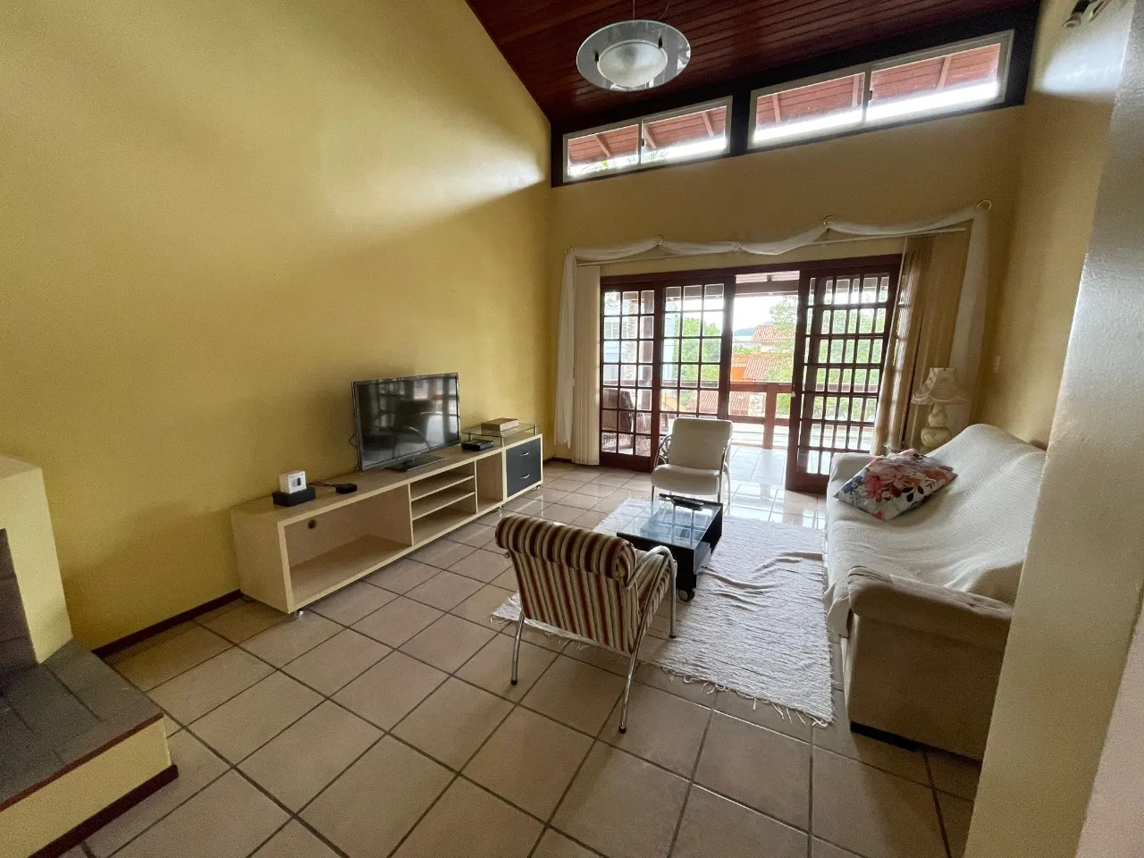 Furnished house with private garden and BBQ — photo 20