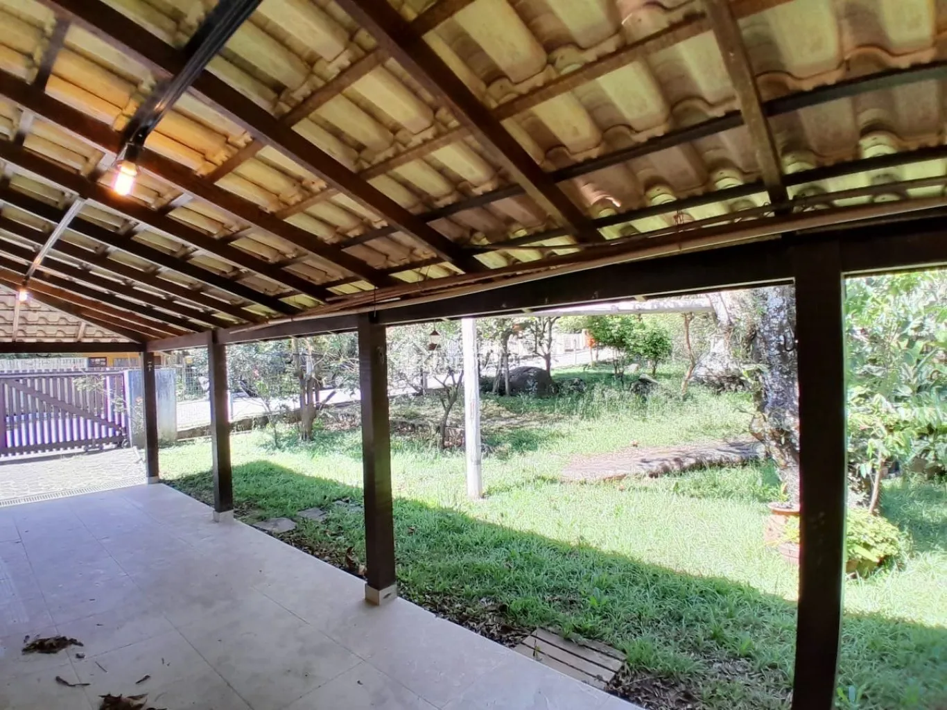 Unfurnished 4-bedroom house with 2 bathrooms and 860 m² — photo 26