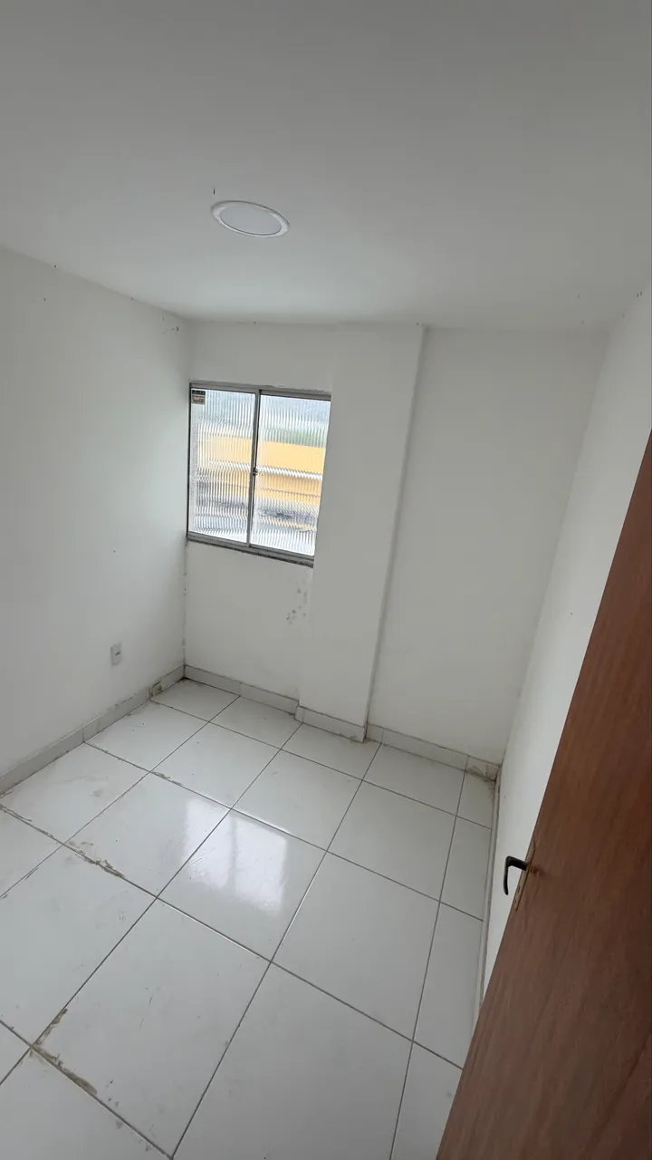 2-bedroom apartment with 1 bathroom, no parking — photo 4