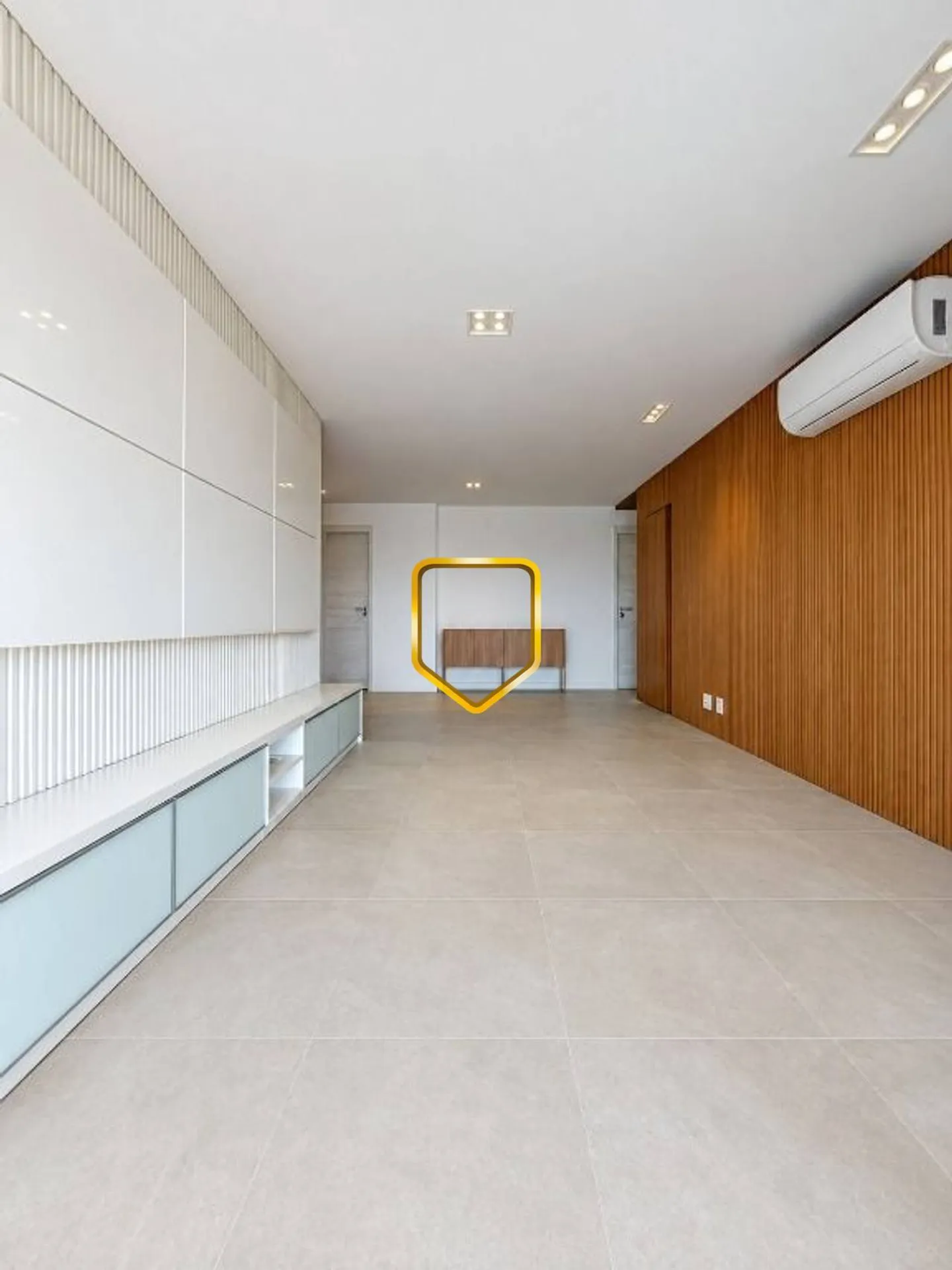 156 m² apartment with 4 bedrooms and a private barbecue — photo 18
