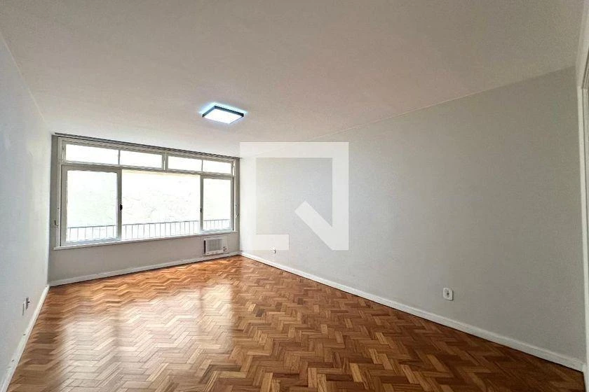 Apartment, 114 m², with wood or laminate floors