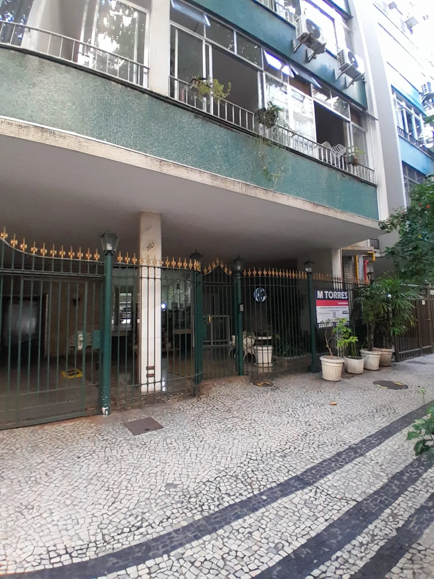 Departamento de 3 dormitorios con piso de madera o laminado — photo 31
