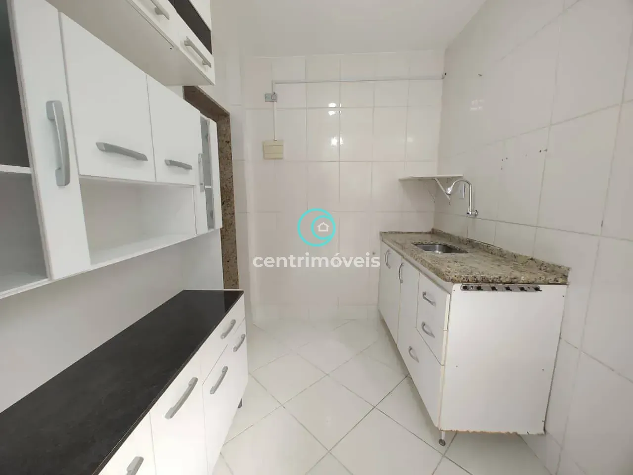 Wood or laminate floors in a 2-bedroom apartment, 50 m² — photo 26