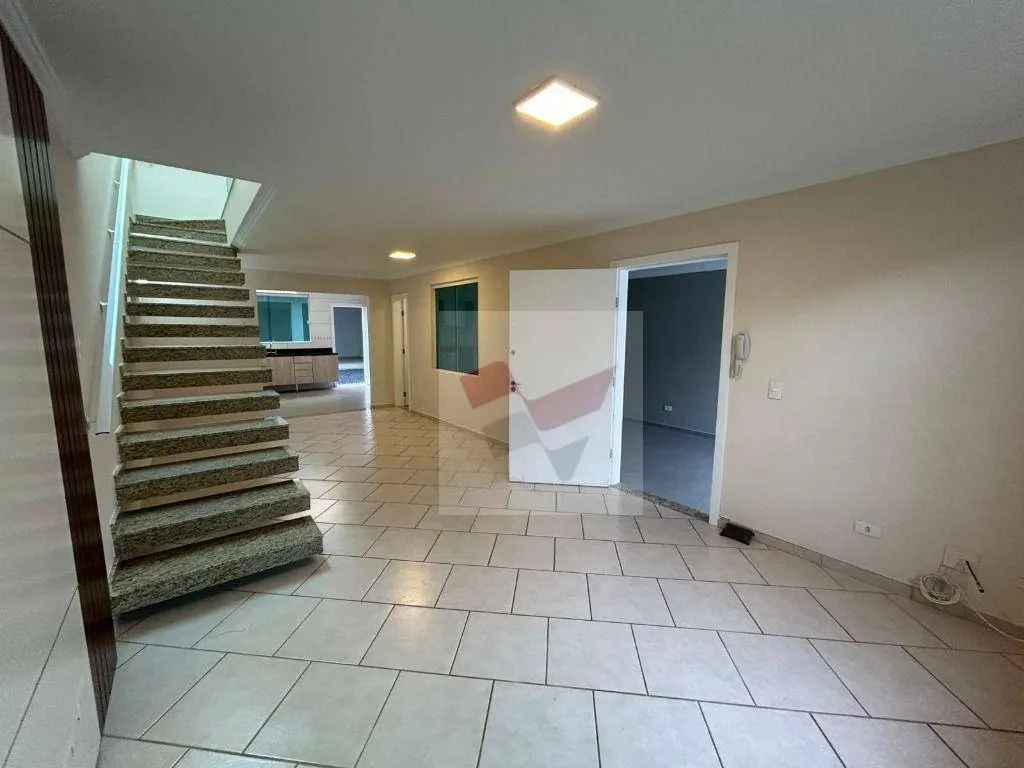 Rental house with 3 bedrooms and 4 bathrooms — photo 4