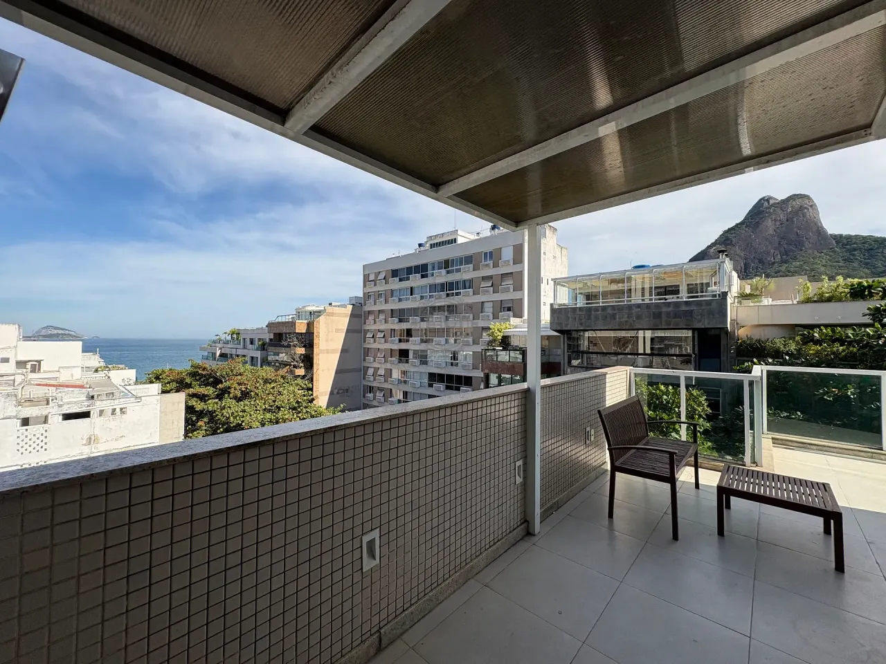 Triplex penthouse with 3 bedrooms and water view — photo 4
