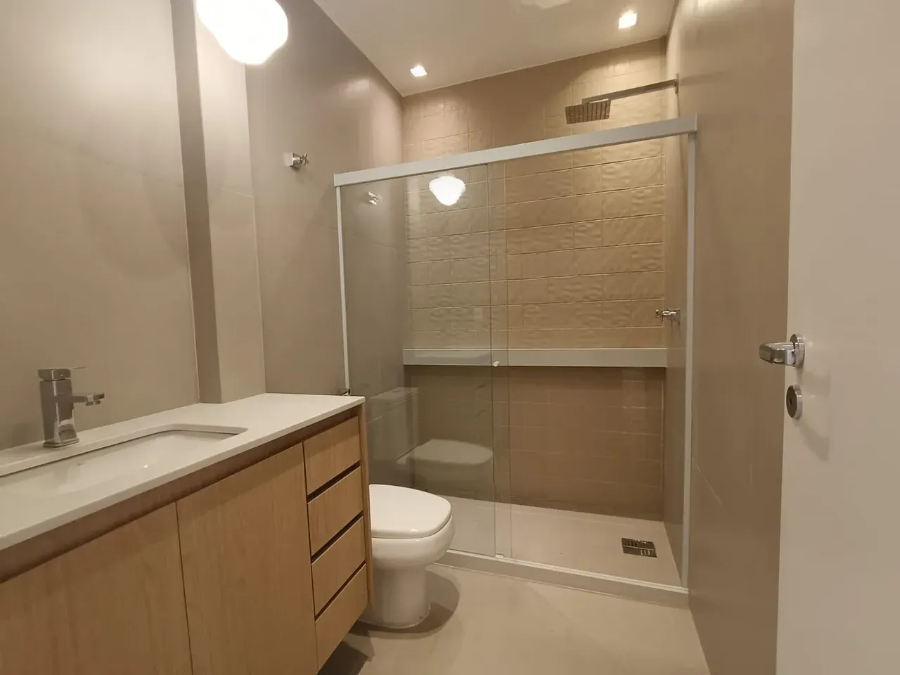 3-bedroom apartment with a walk-in closet in Rio de Janeiro — photo 8