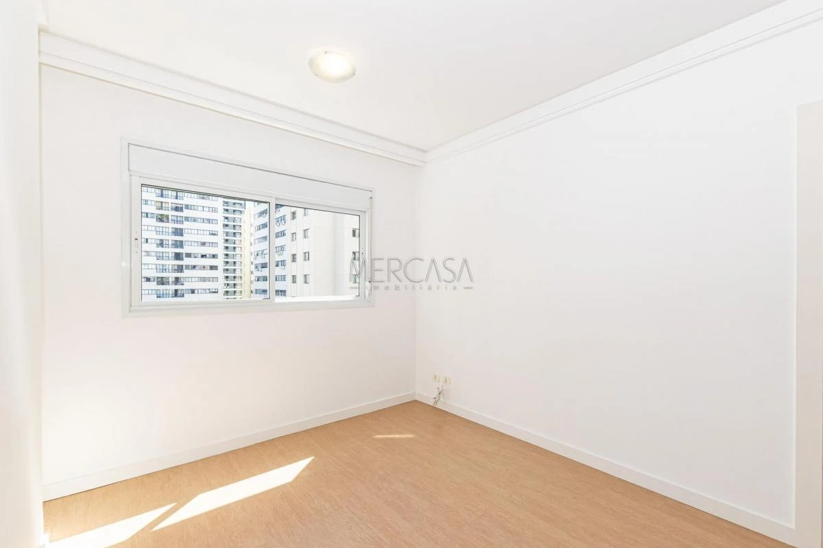 Washing machine in a 3-bedroom apartment, 84 m² — photo 30