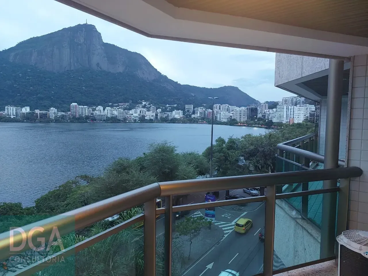 Apartamento mobiliado de 64 m² com 1 quarto e 2 banheiros — photo 4