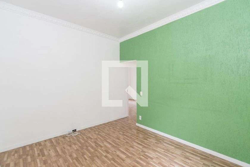 Apartamento de 1 quarto com box de vidro no banheiro — photo 13