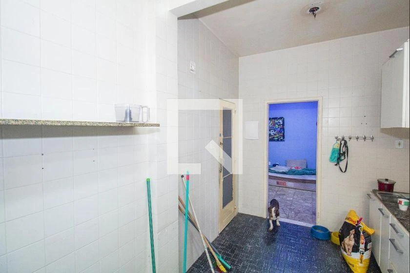 2-bedroom apartment with a separate kitchen and 60 m²