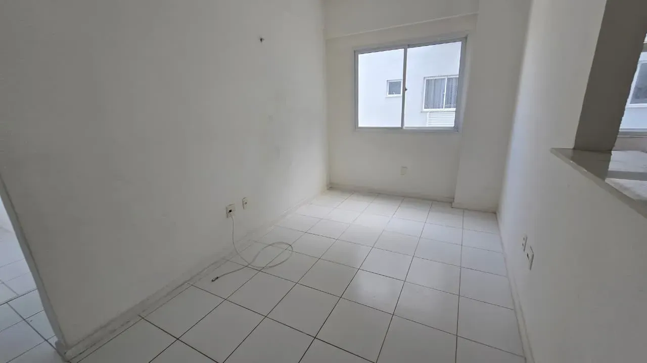 2-bedroom apartment in a building with a gym — photo 3
