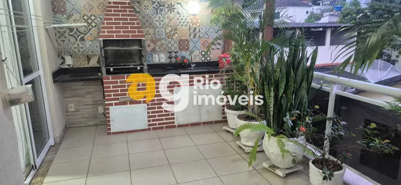 Glass-enclosed balcony in a 3-bedroom house, 119 m² — photo 27