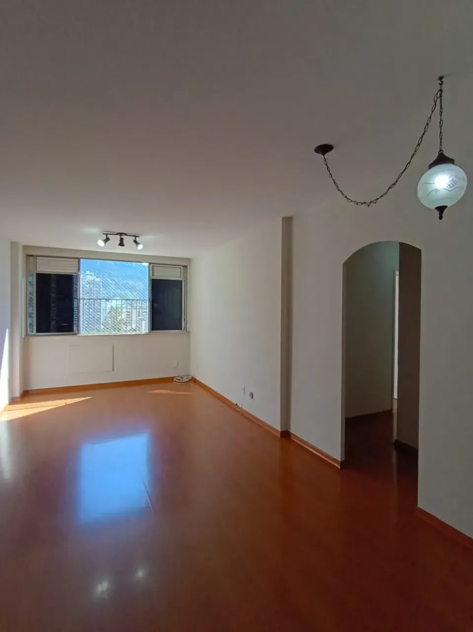 For rent: 75 m² apartment with 2 bedrooms and parking — photo 2