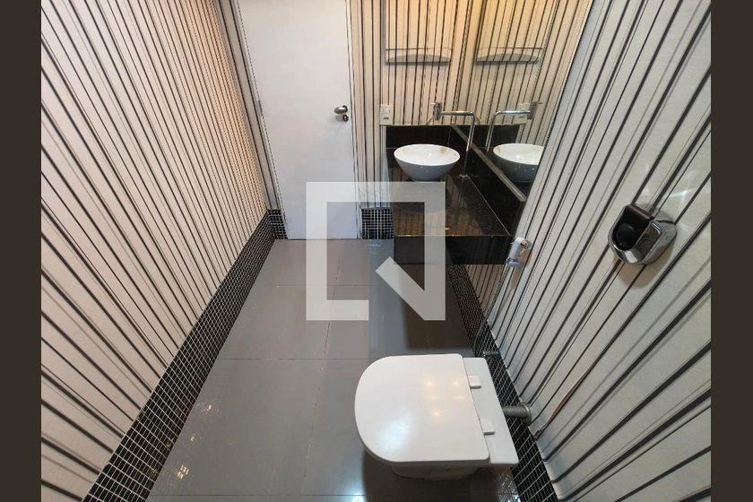 Condo house with 3 bedrooms and 180 m² — photo 34
