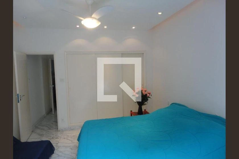 Furnished apartment with 4 bedrooms and 120 m² — photo 48