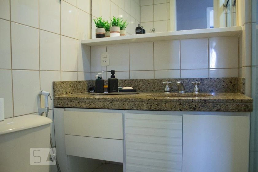 Furnished apartment, 160 m², with a bathtub — photo 27