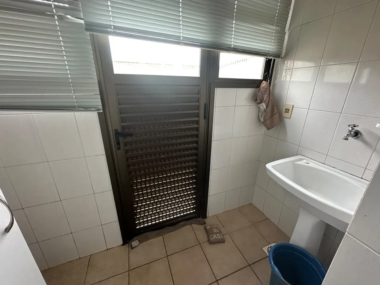 One-bedroom apartment with a water view in Florianópolis — photo 7
