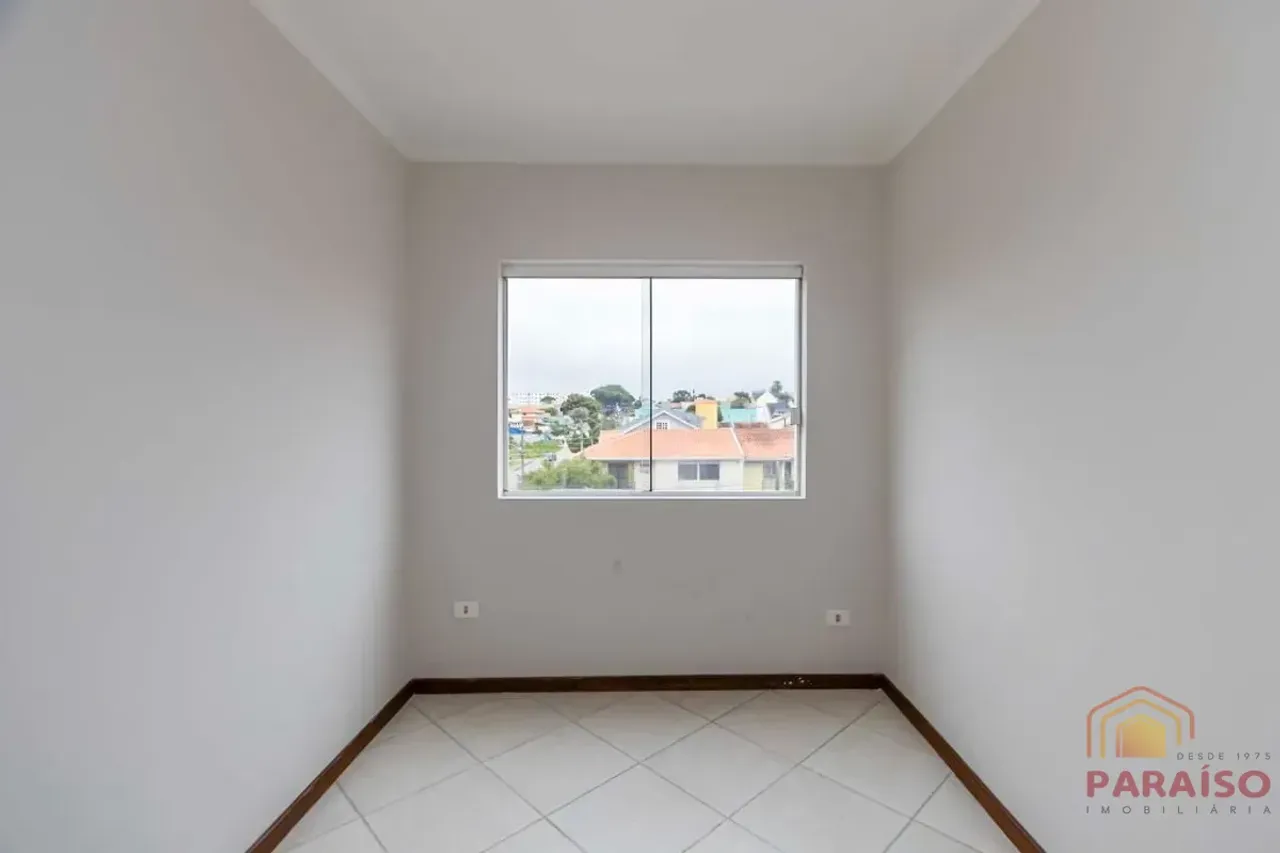 Rental apartment with 2 bedrooms and a balcony — photo 10