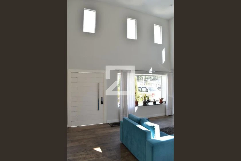 Casa com 4 quartos, 2 suítes, jardim e varanda — photo 10