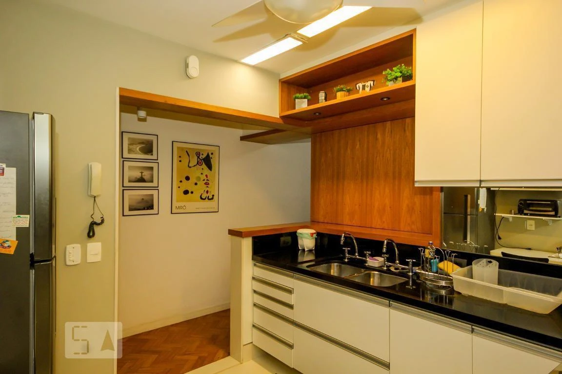 Apartment with a closed kitchen and 3 bedrooms at 112 m² — photo 37