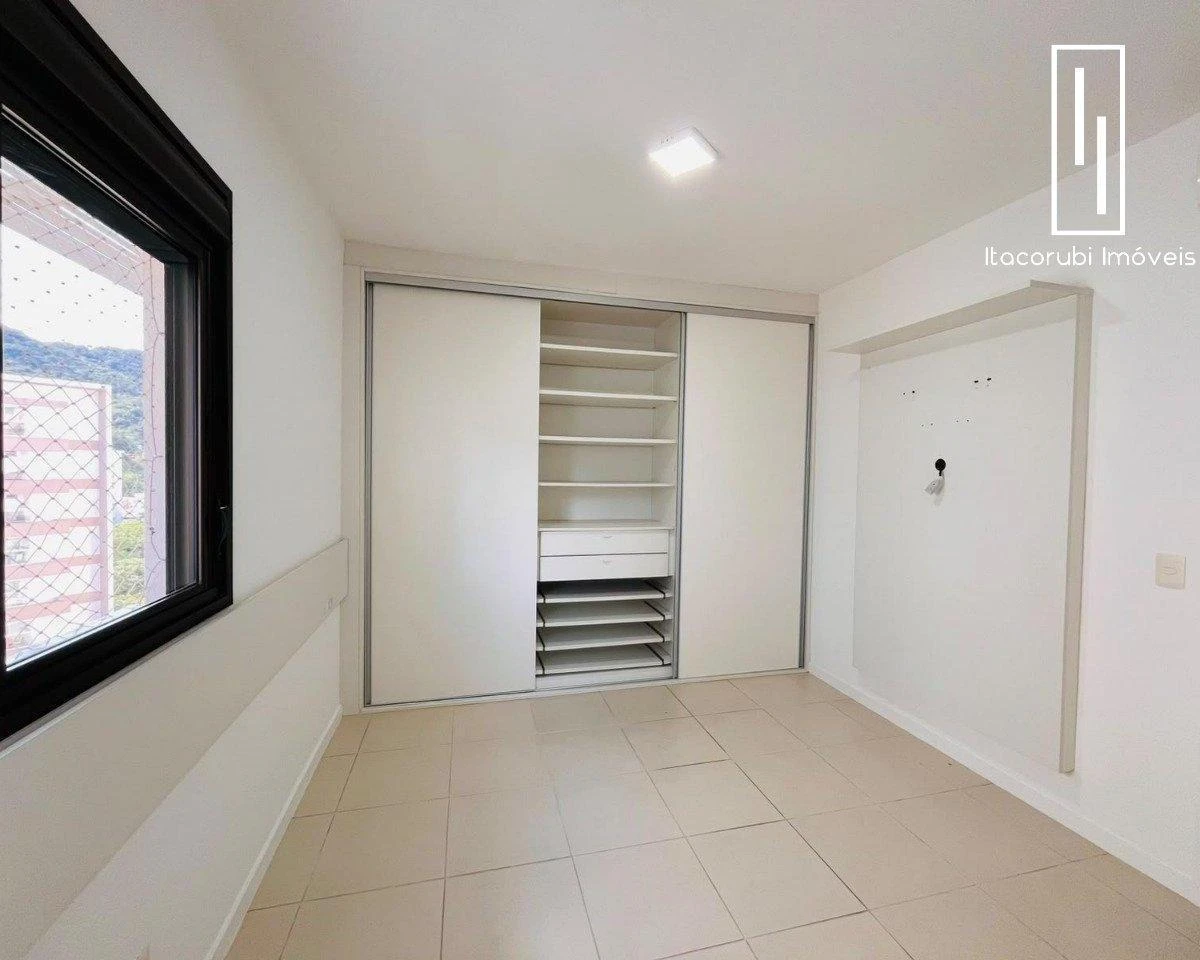 Home office in a 2-bedroom apartment, 66 m² — photo 19