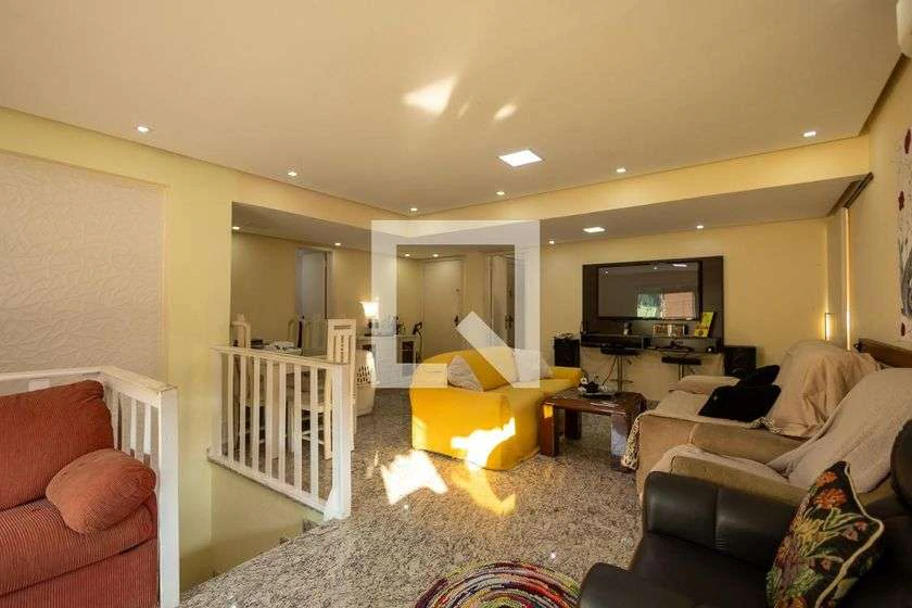 Duplex penthouse with 320 m², 1 bedroom and balcony — photo 25
