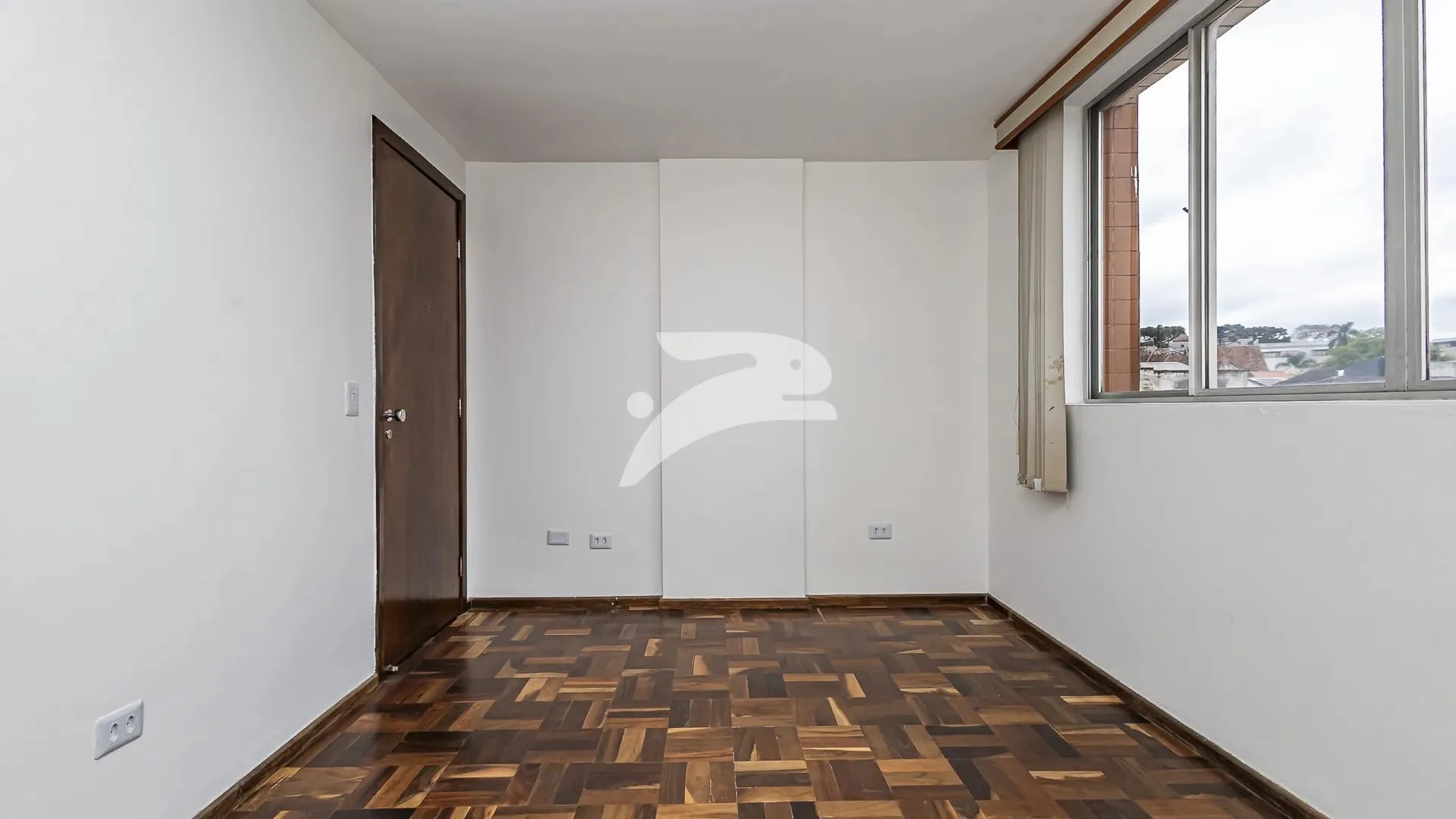 Apartment, 70 m², with wood or laminate floors — photo 19