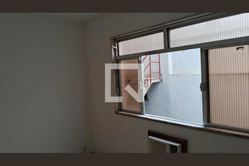 6-bedroom house with 342 m² and 4 parking spaces — photo 15