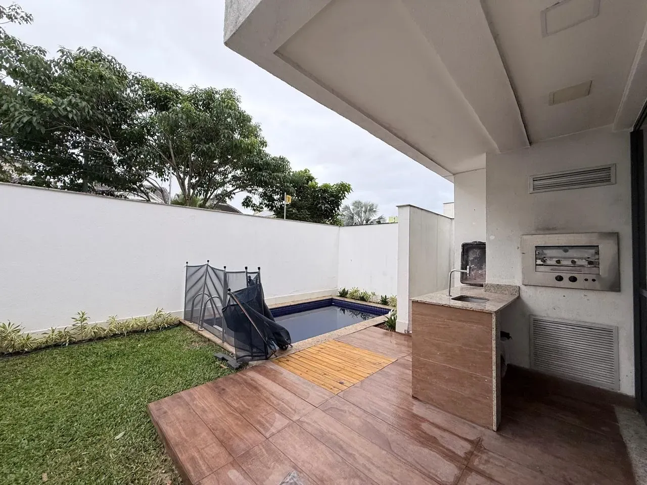 Casa com janelas do piso ao teto, Recreio dos Bandeirantes — photo 24
