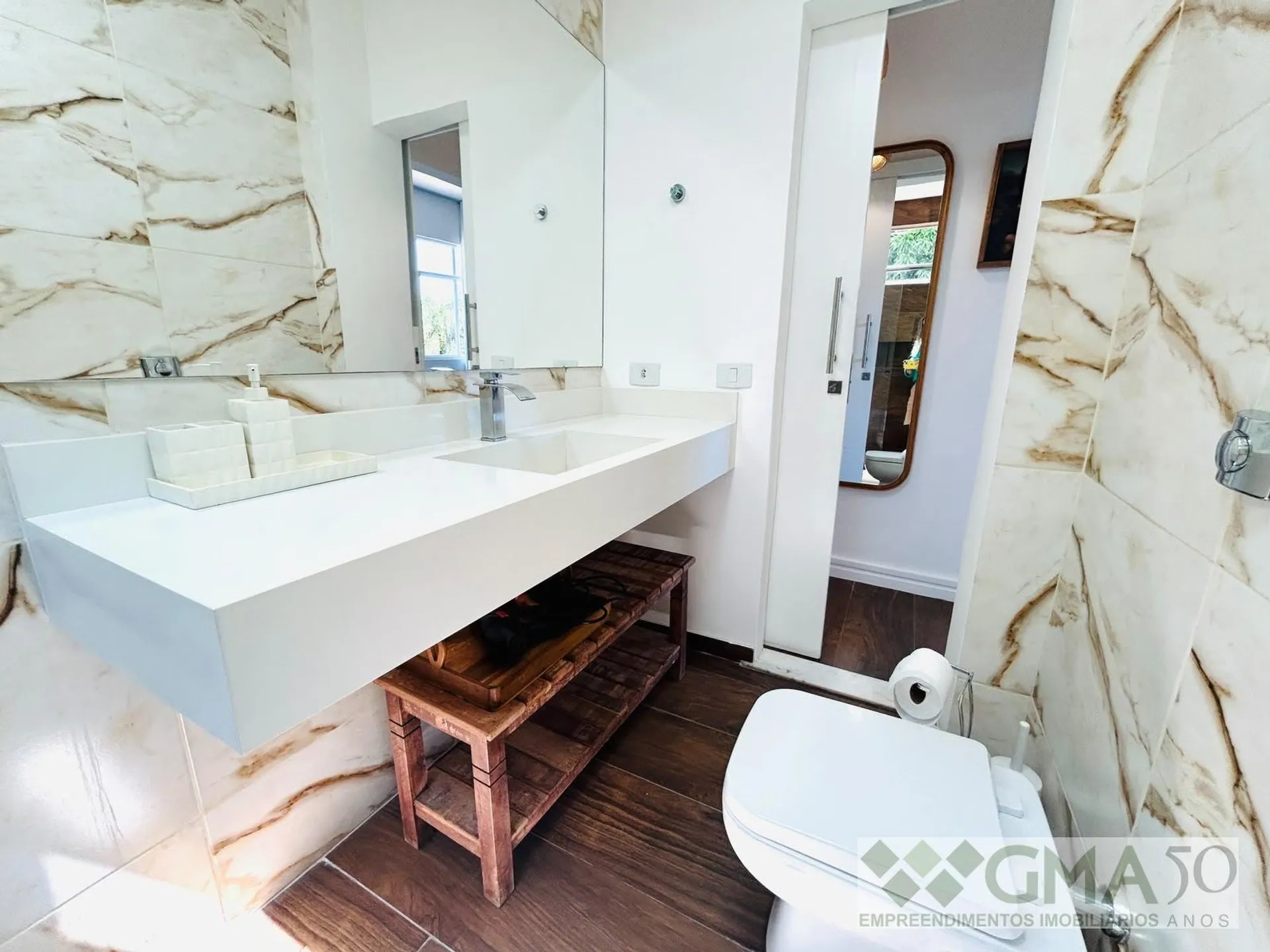 Furnished 90 m² apartment with 2 bedrooms and green views — photo 22