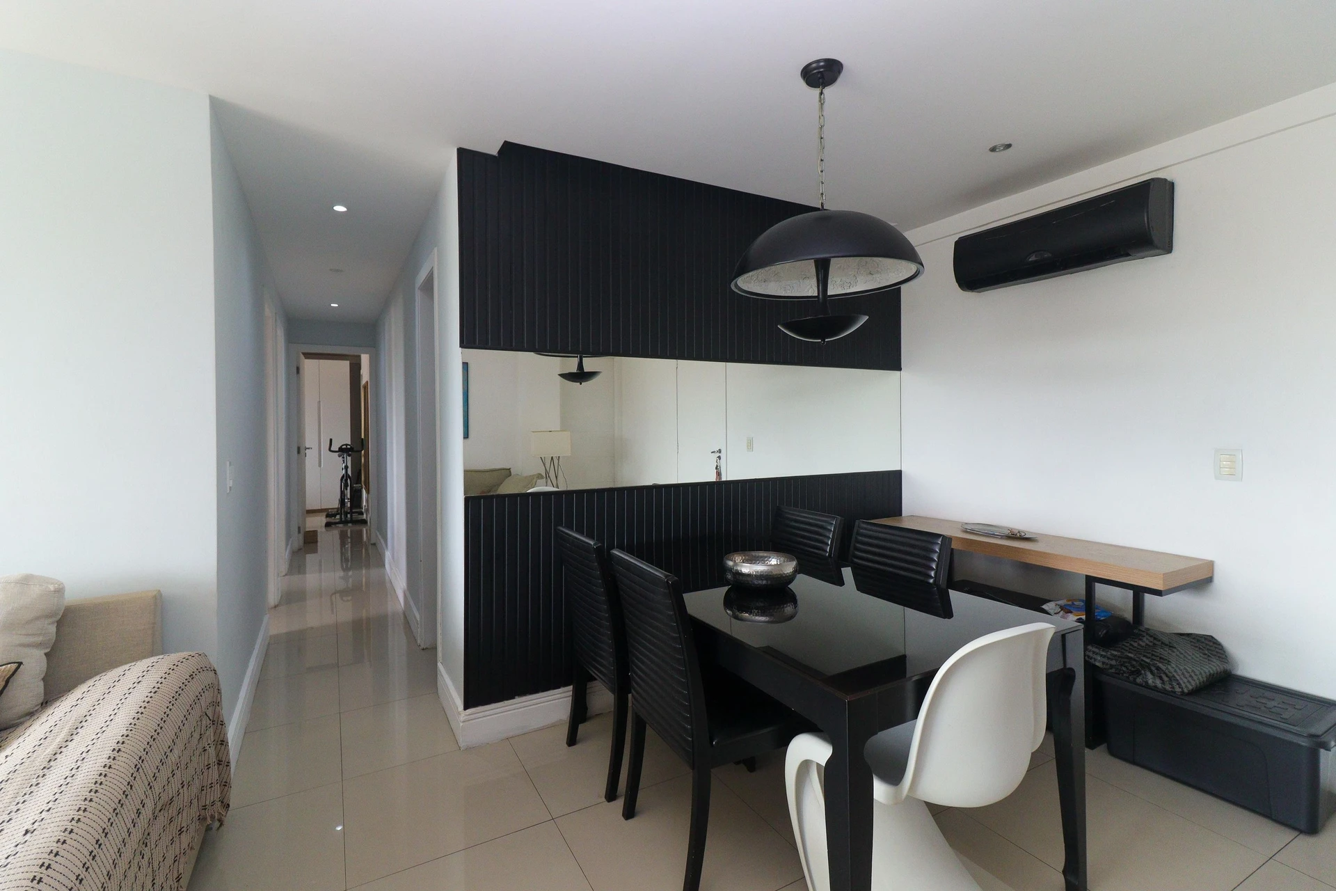 105 m² apartment with a home office and a washing machine — photo 15