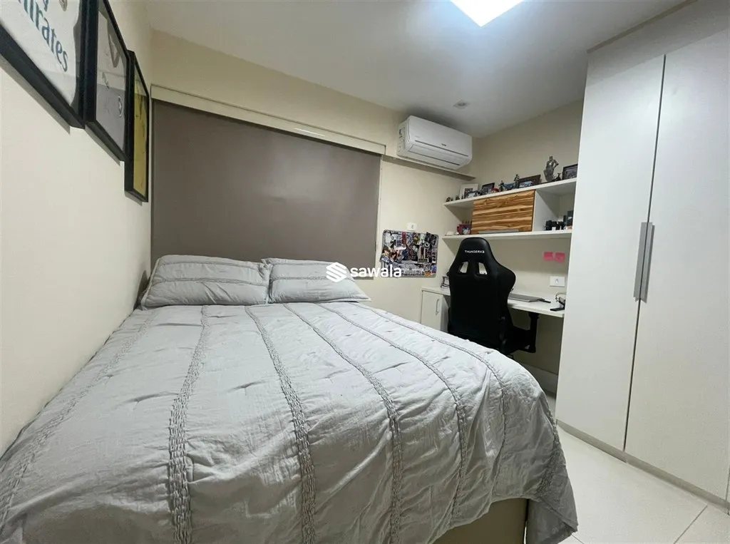 Furnished duplex penthouse with 4 bedrooms and 235 m² — photo 26