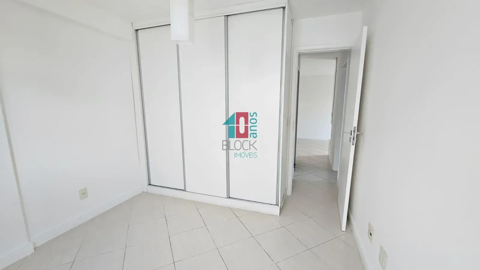 2-bedroom apartment with a home office in Rio de Janeiro — photo 19