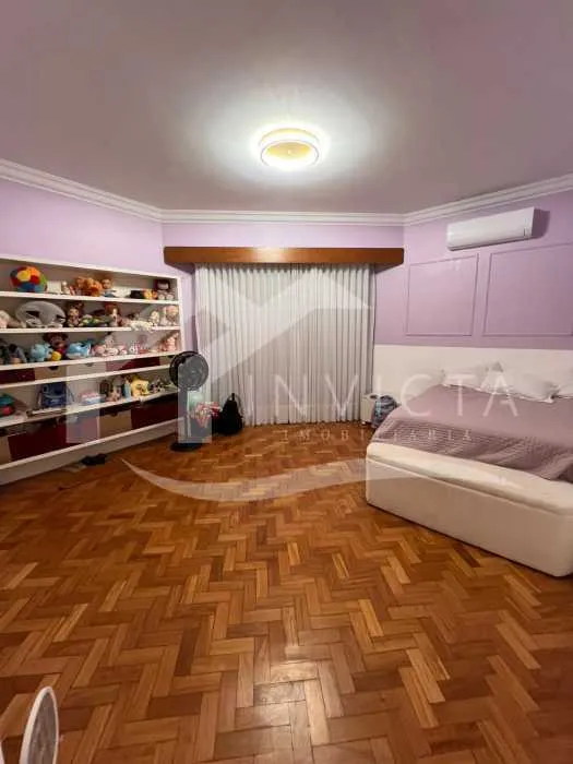 Furnished apartment, 215 m², with a bathtub — photo 3