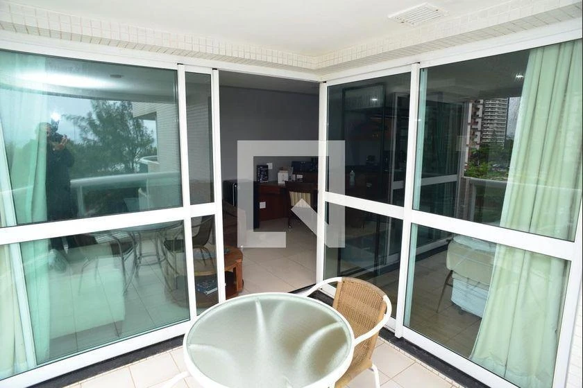Furnished 1-bedroom apartment with a balcony — photo 17
